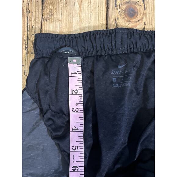 Nike Women's XS Dri-Fit Tempo Heathered 3" Standard Fit Running Shorts EUC - Picture 9 of 14